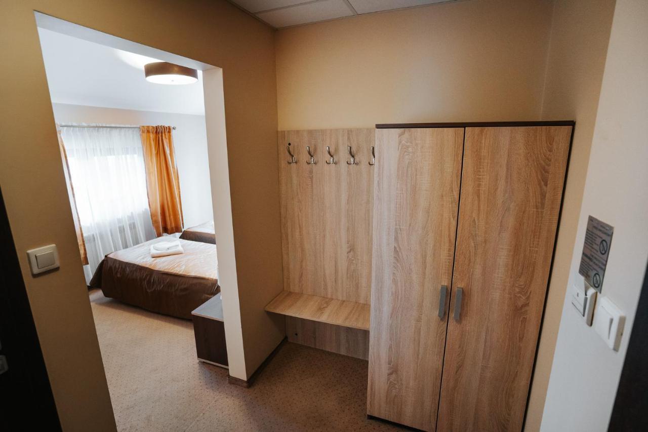 U Ojdanow Hotel Węgrów Buitenkant foto
